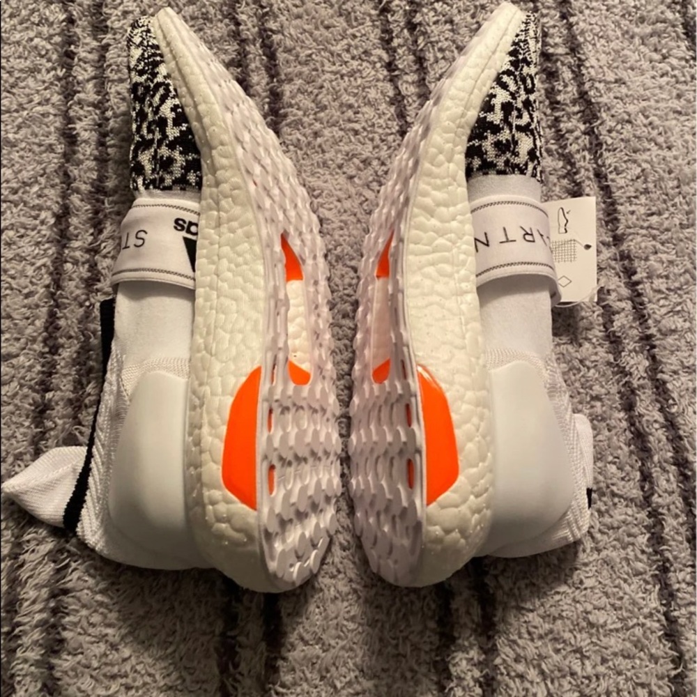 Adidas - Stella McCartney Ultraboost - Picture 7 of 8